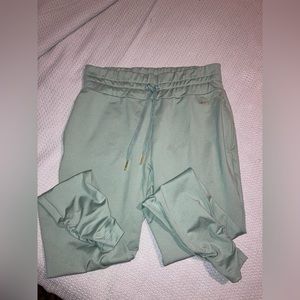 Gymshark Whitney Simmons Jogger and Cropped Hoodie Set in Sage Green